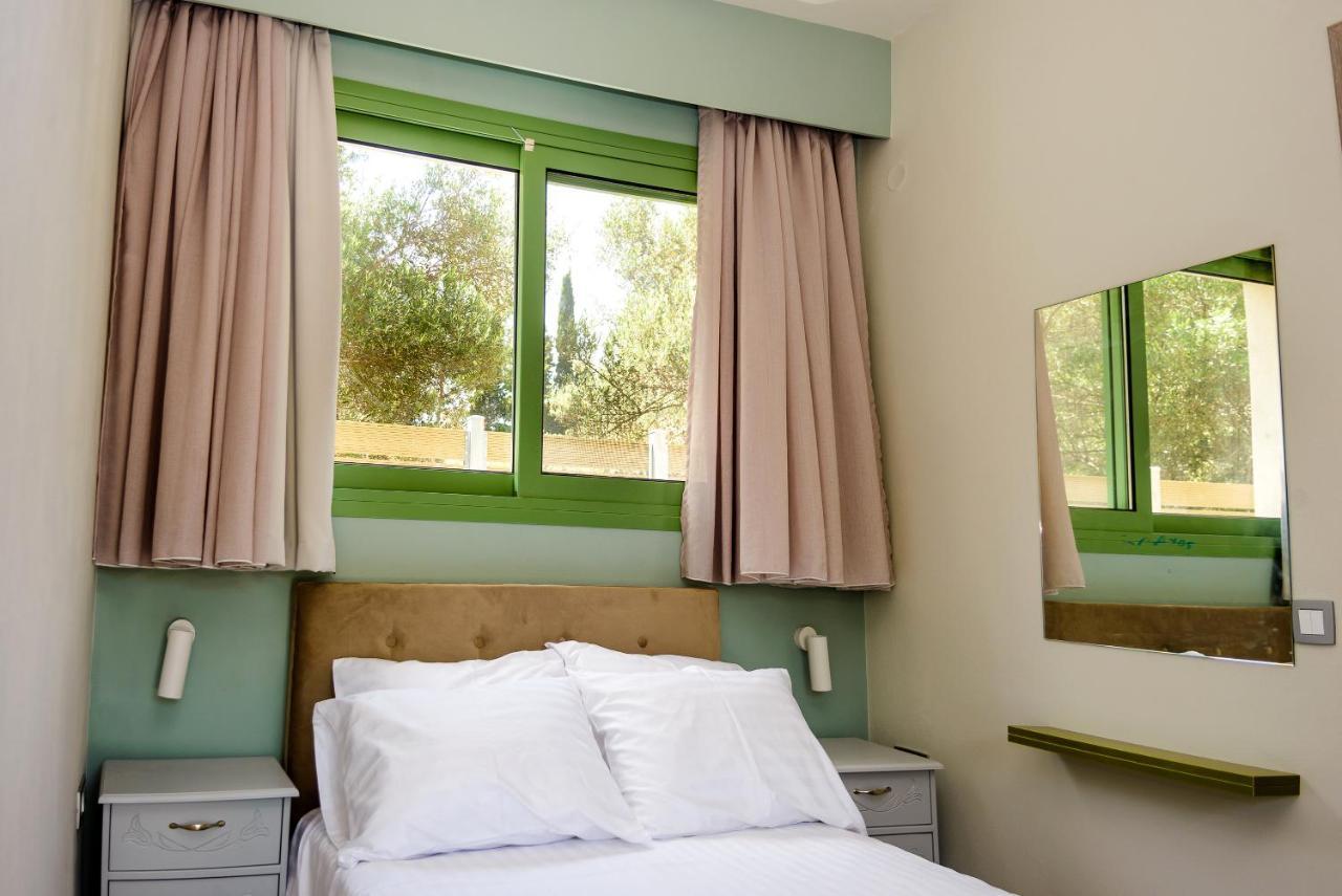 Tzogias Apartments Nonna Studio Ласси Экстерьер фото