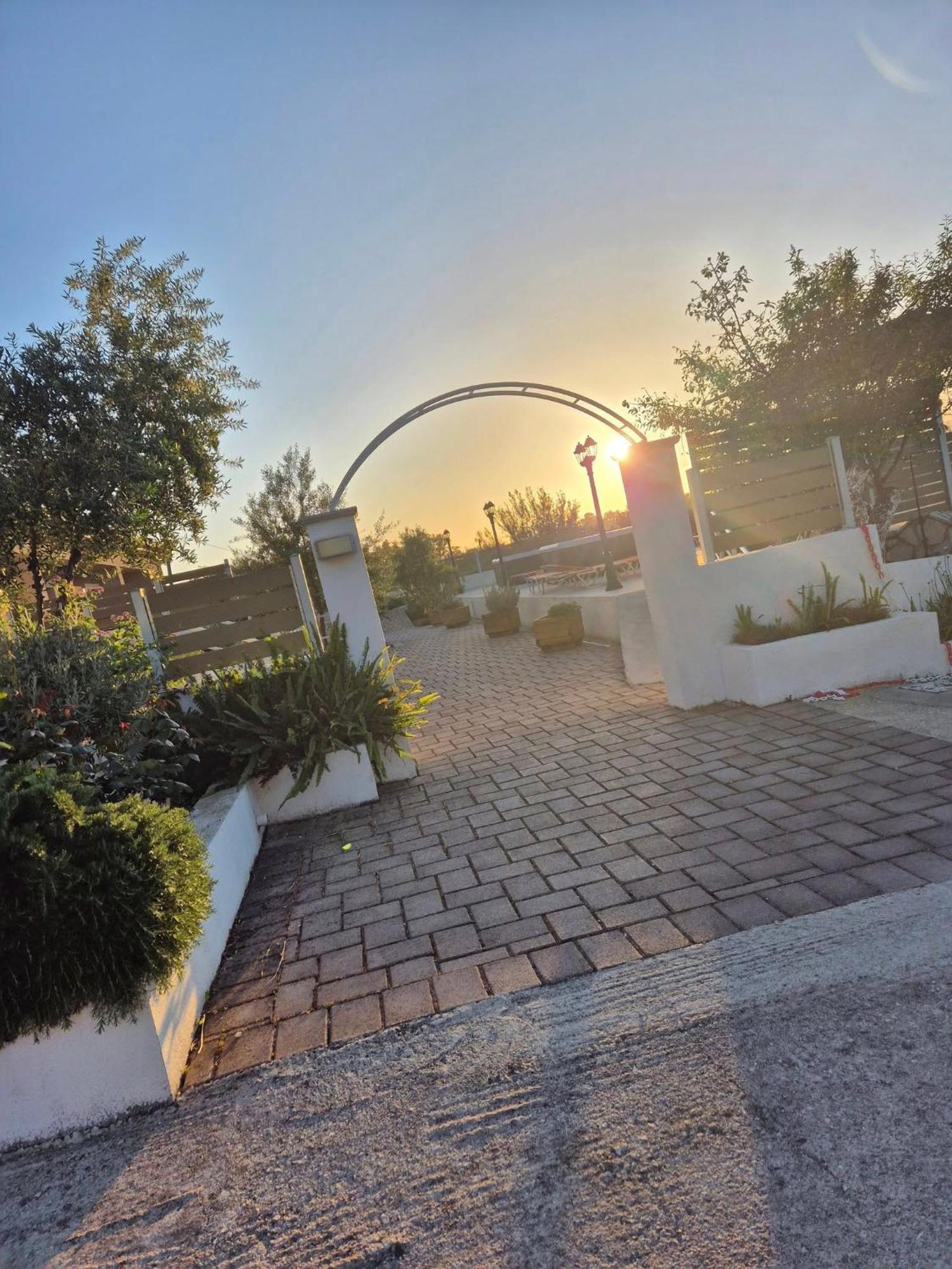 Tzogias Apartments Nonna Studio Ласси Экстерьер фото