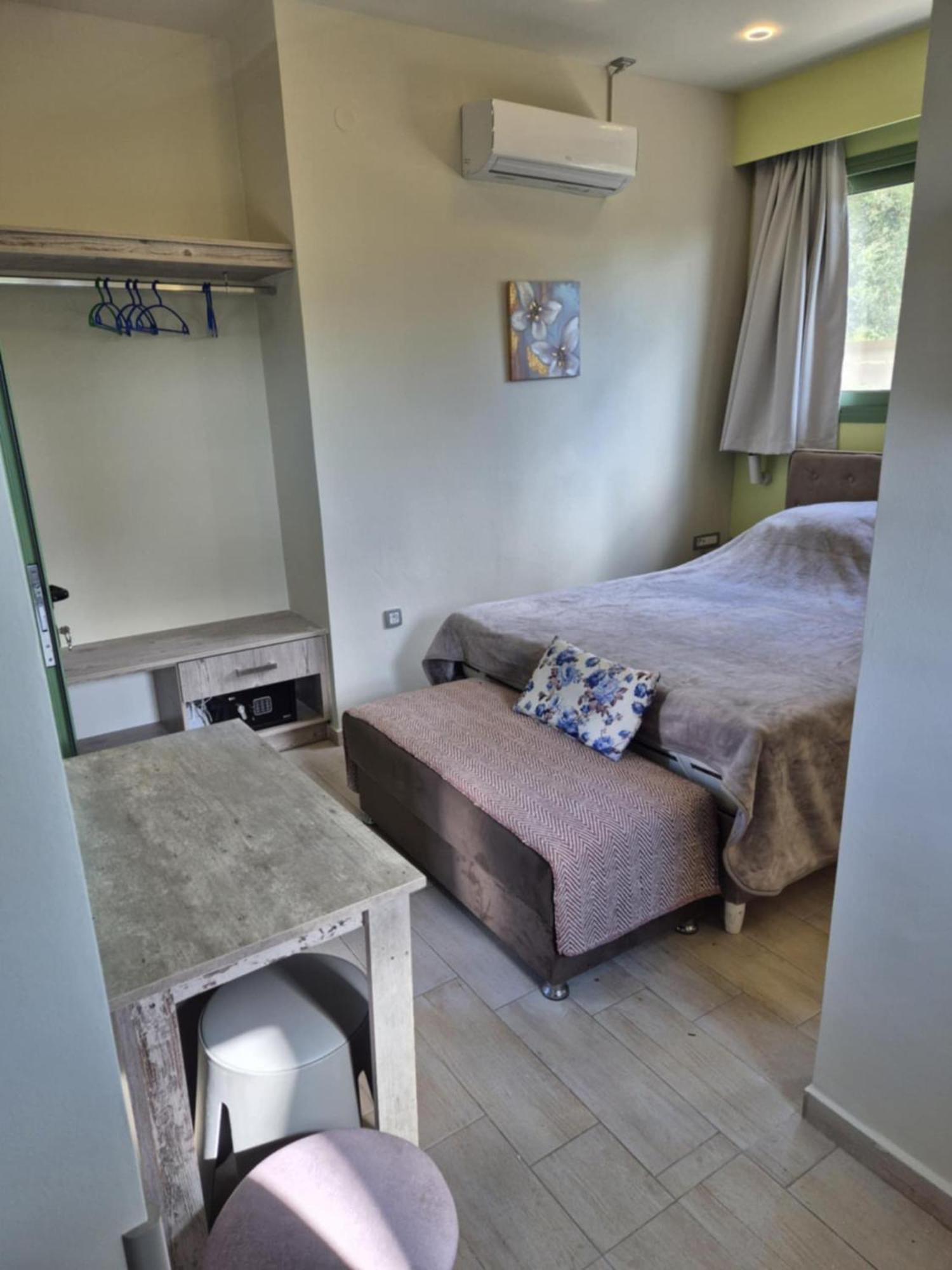 Tzogias Apartments Nonna Studio Ласси Экстерьер фото